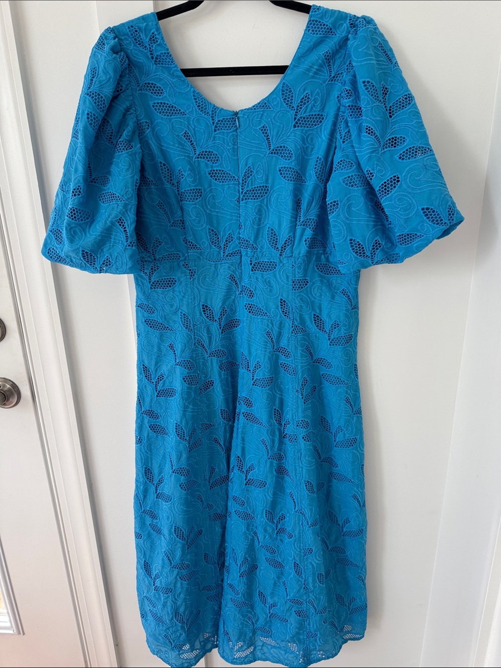 Tuckernuck HYACINTH HOUSE Azure Eyelet Ainsley Midi Dress Size L - Picture 10 of 13